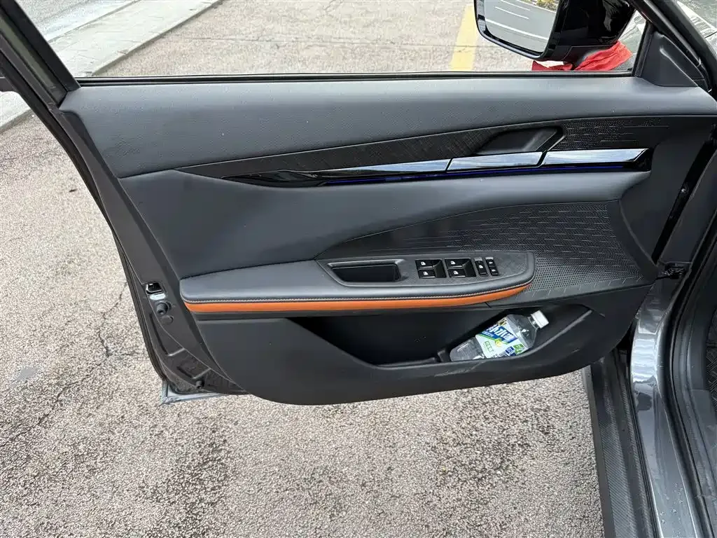 Changan UNI-V 2023 из CN, фото 6