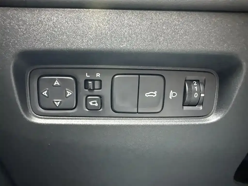 Changan UNI-V 2023 из CN, фото 9