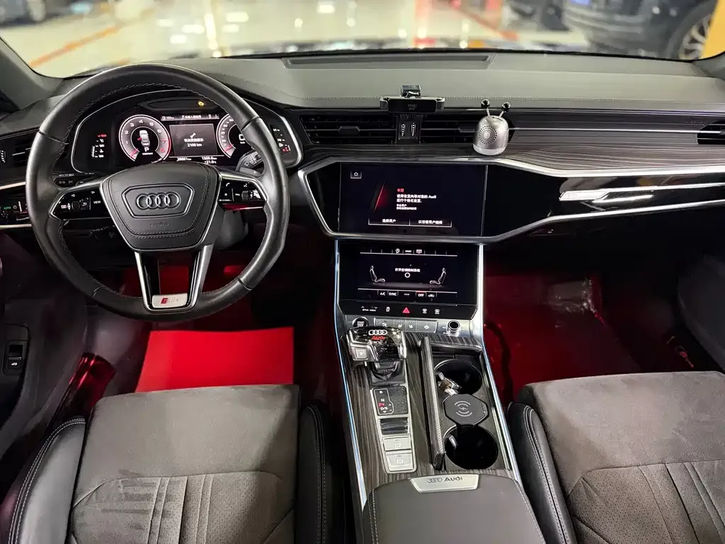 Audi A6L 2024 из CN, фото 8