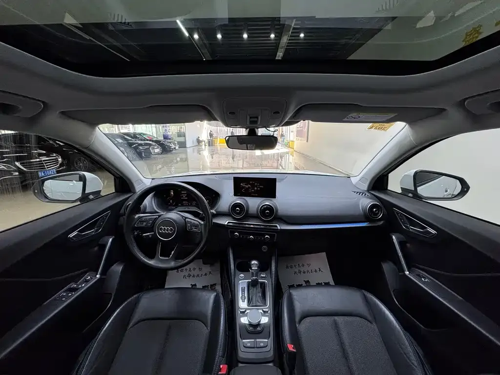 Audi Q2L e-tron 2021 из CN, фото 5