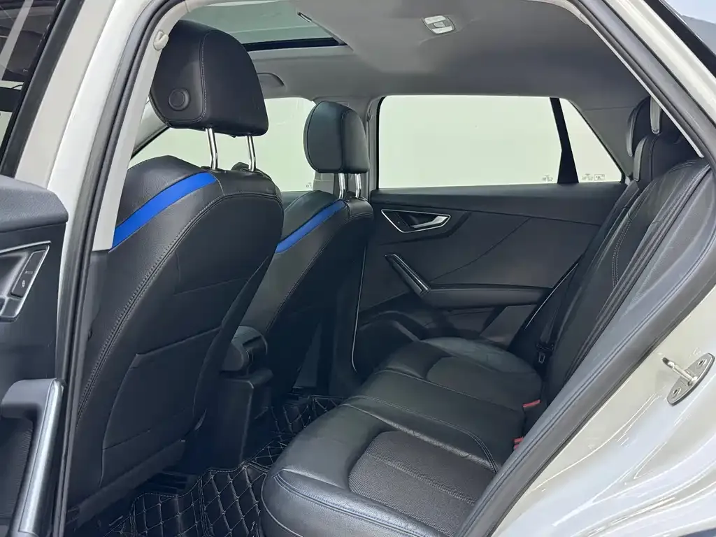 Audi Q2L e-tron 2021 из CN, фото 7
