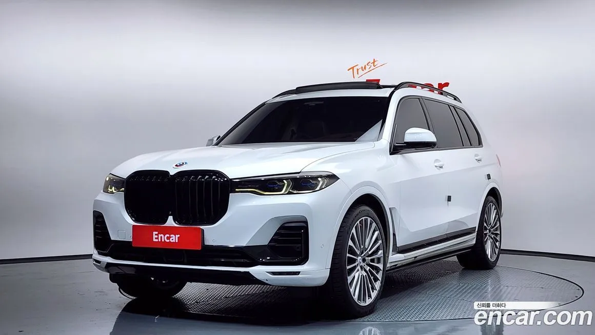 BMW X7 — фото 1