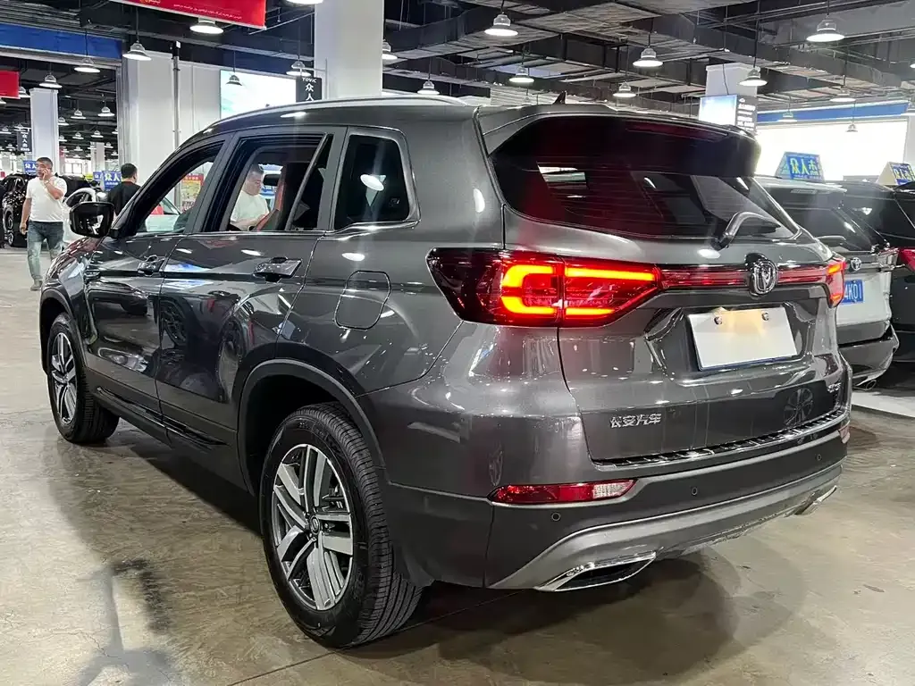 Changan CS75 2025 из CN, фото 6