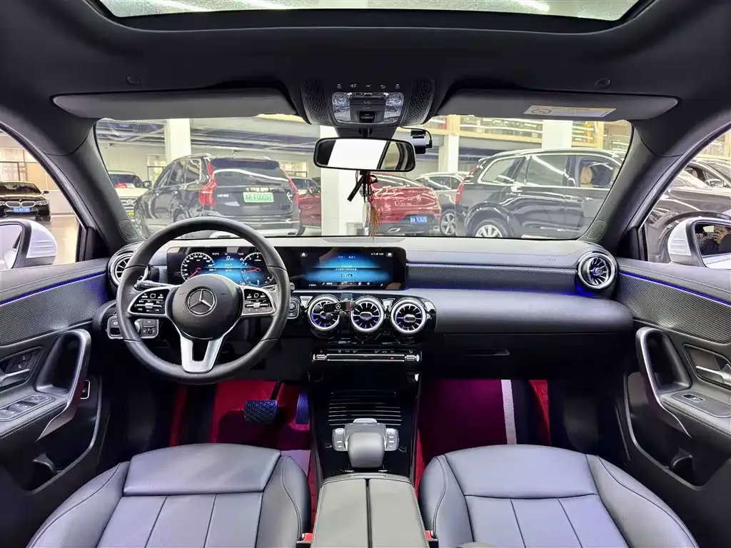 Mercedes-Benz A-Class 2023 из CN, фото 9