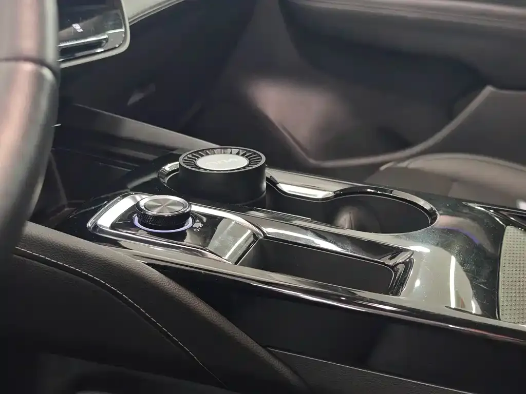 Buick Envision Plus 2024 из CN, фото 4