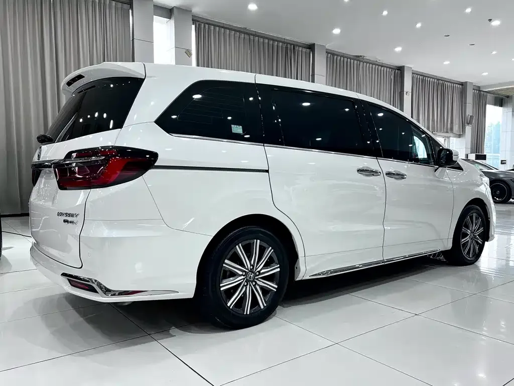 Honda Odyssey 2022 из CN, фото 3