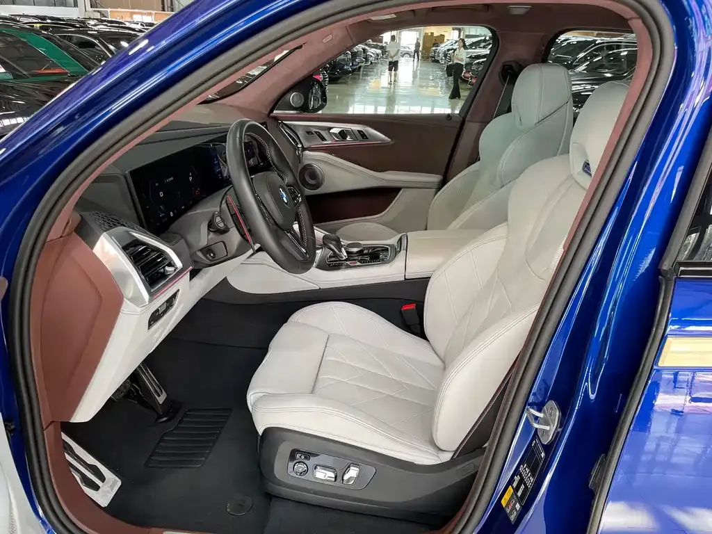BMW XM 2024 из CN, фото 7