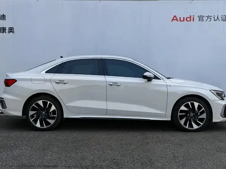 Audi A3 — фото 3