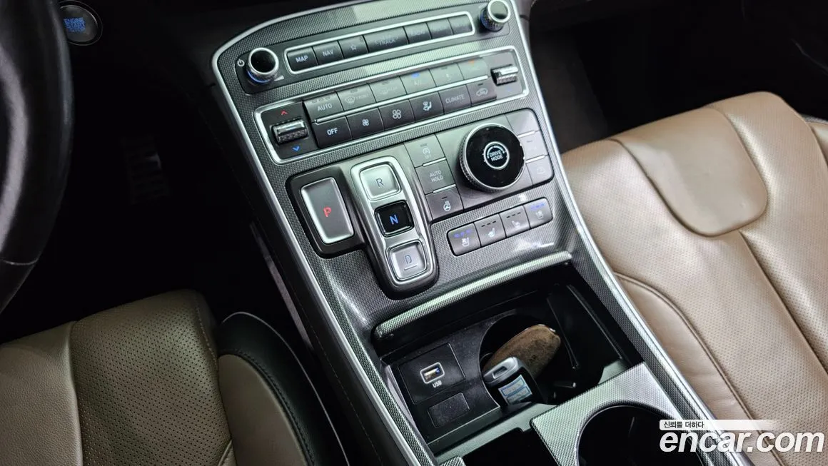 Hyundai Santafe — фото 9