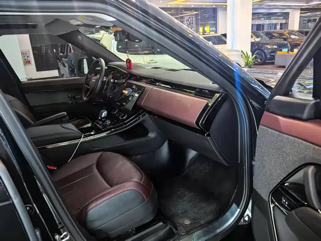 Land Rover Sport 2023 из CN, фото 6