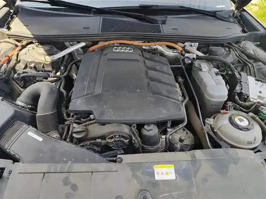 Audi A6L New Energy 2023 из CN, фото 10