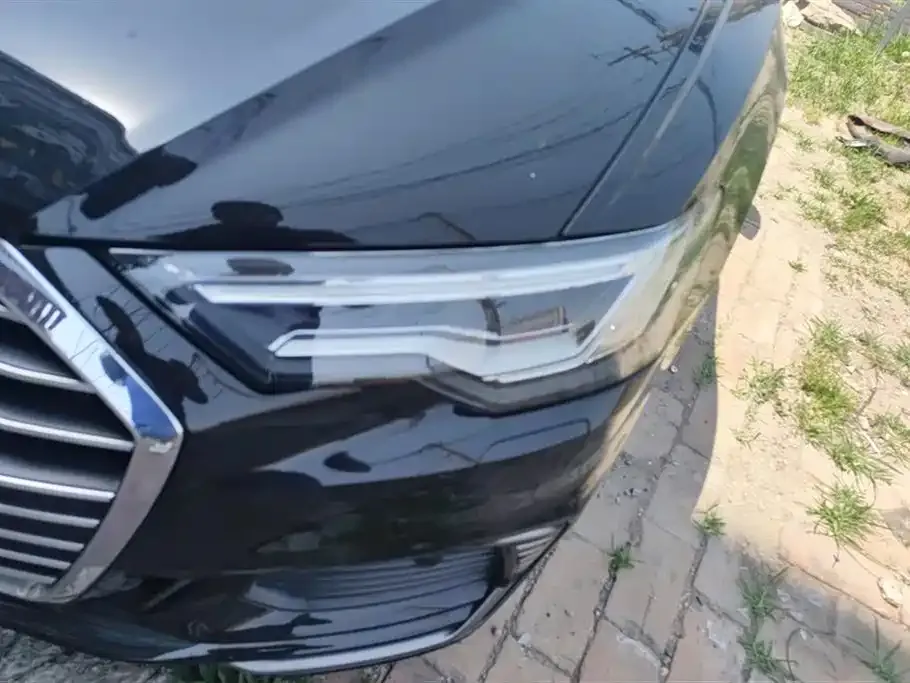 Audi A6L New Energy 2023 из CN, фото 5