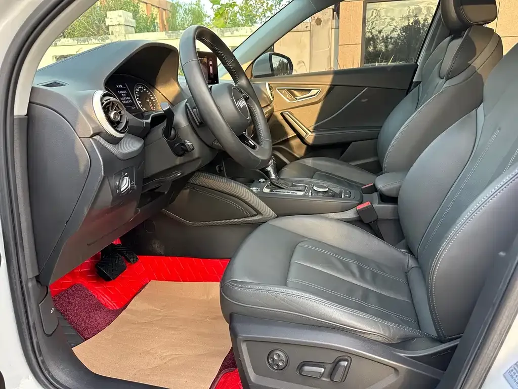Audi Q2L 2022 из CN, фото 4