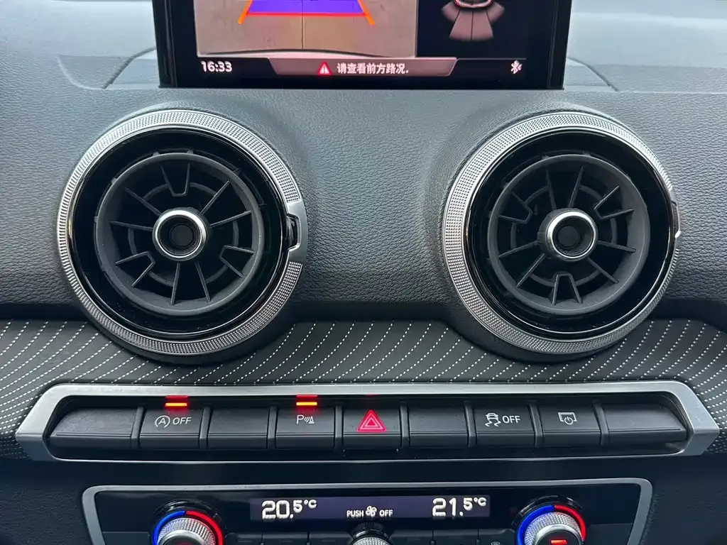 Audi Q2L 2022 из CN, фото 8
