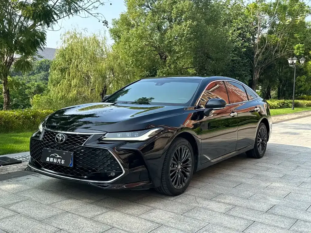 Toyota Avalon 2022 из CN, фото 1
