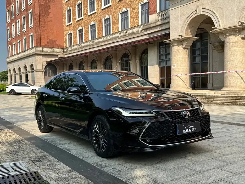 Toyota Avalon 2022 из CN, фото 3