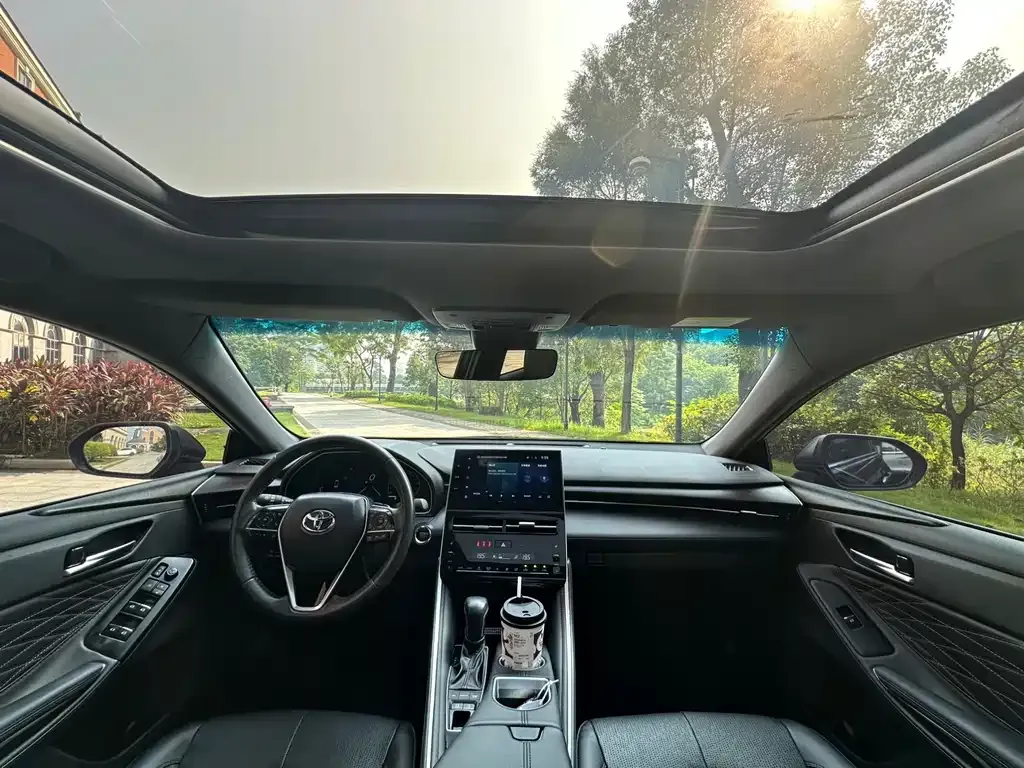 Toyota Avalon 2022 из CN, фото 7