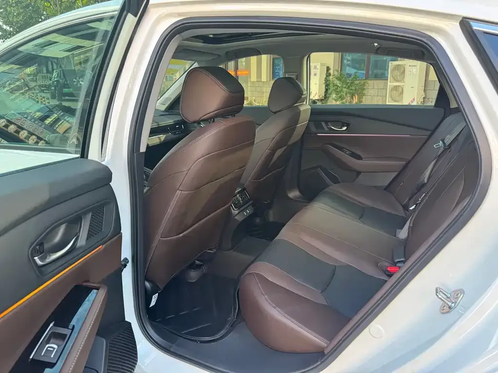 Honda Inspire 2025 из CN, фото 8