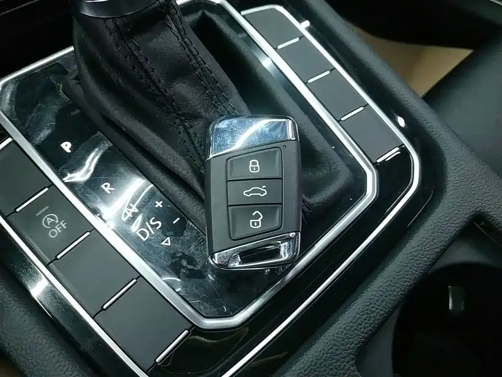 Volkswagen Magotan 2021 из CN, фото 9