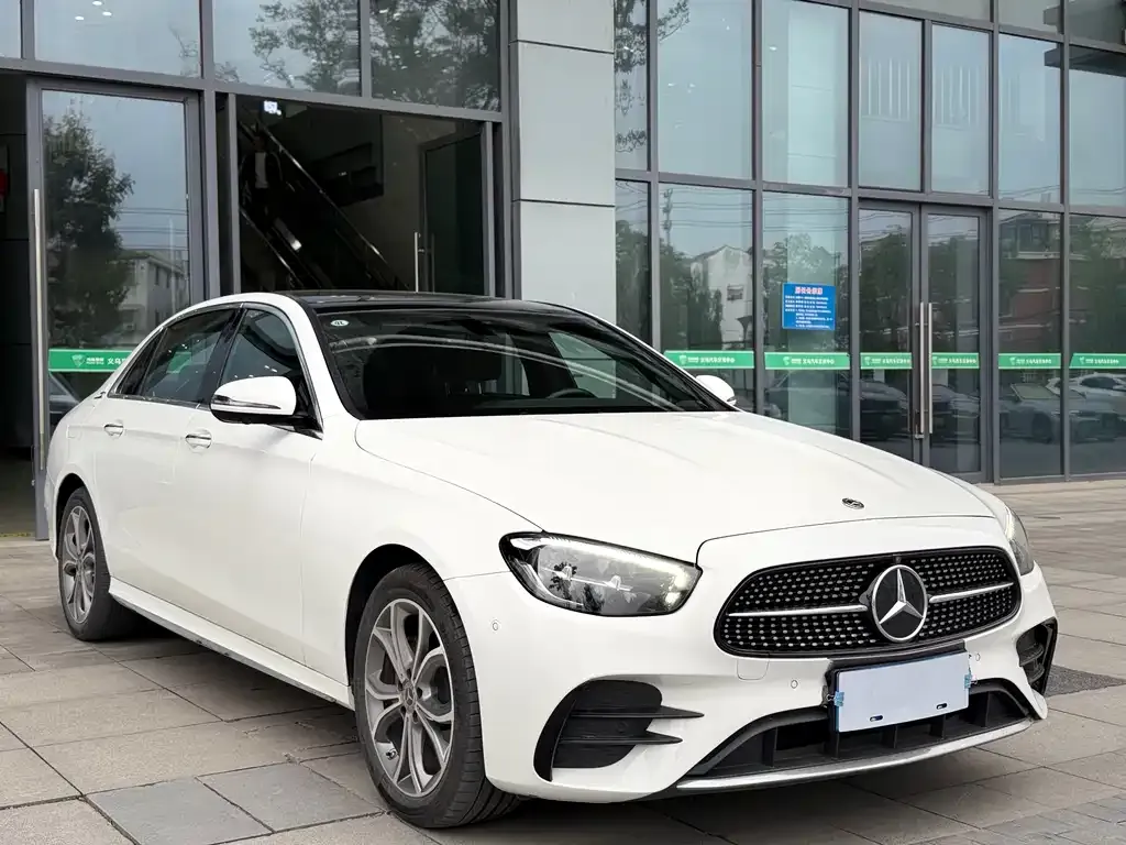Mercedes-Benz E-Class 2021 из CN, фото 3
