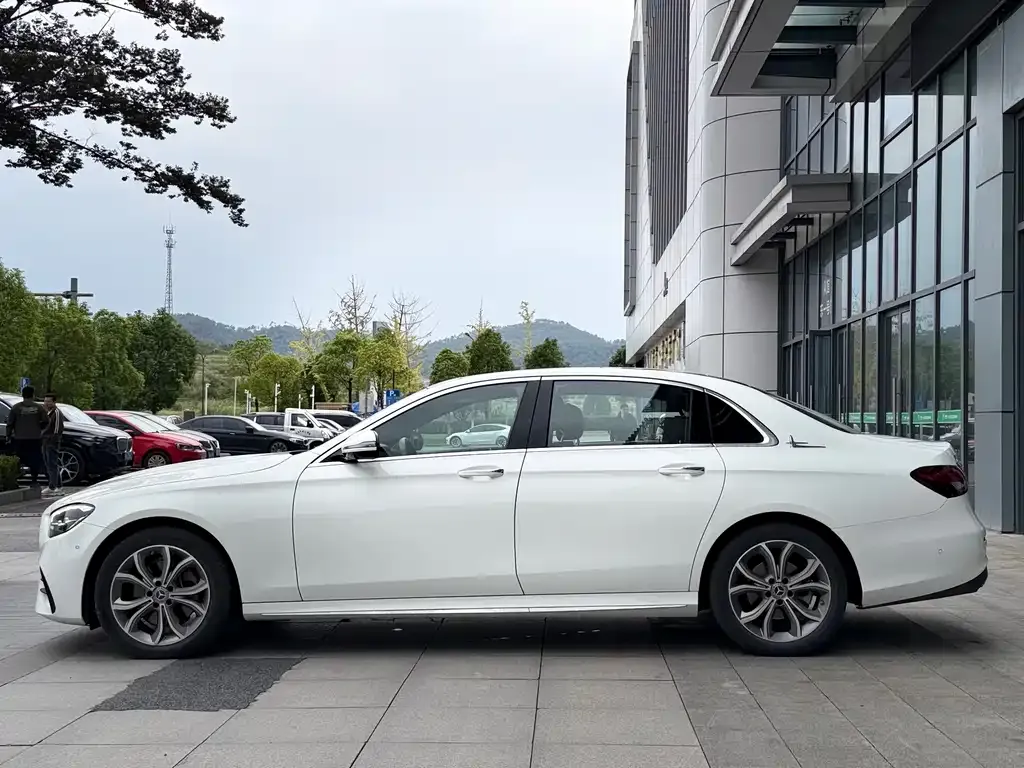 Mercedes-Benz E-Class 2021 из CN, фото 7