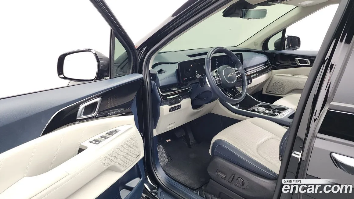 Kia Carnival — фото 10