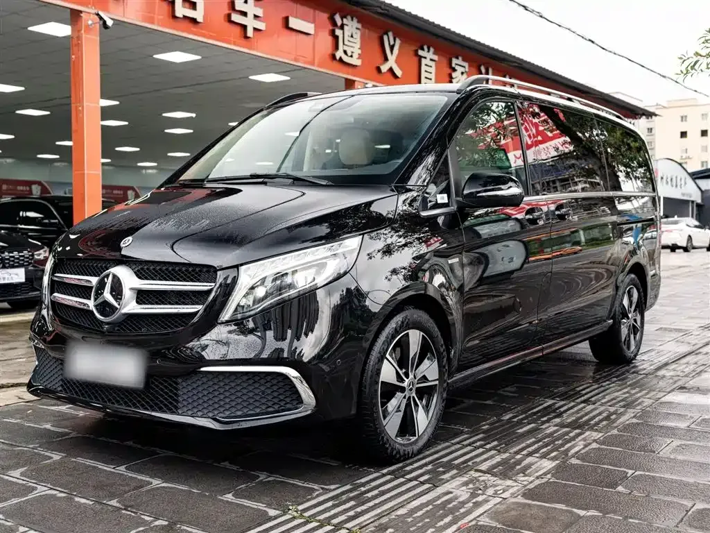 Mercedes-Benz V-Class 2022 из CN, фото 3