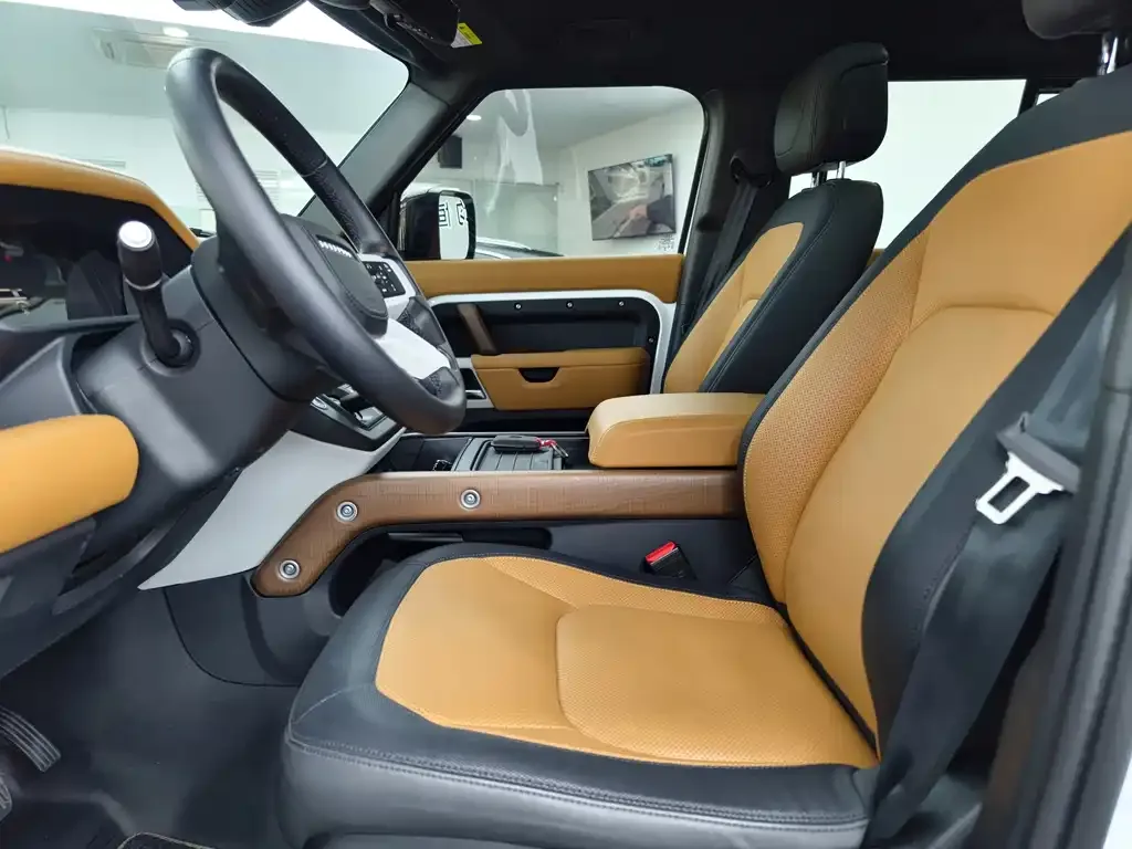 Land Rover Defender 2024 из CN, фото 9