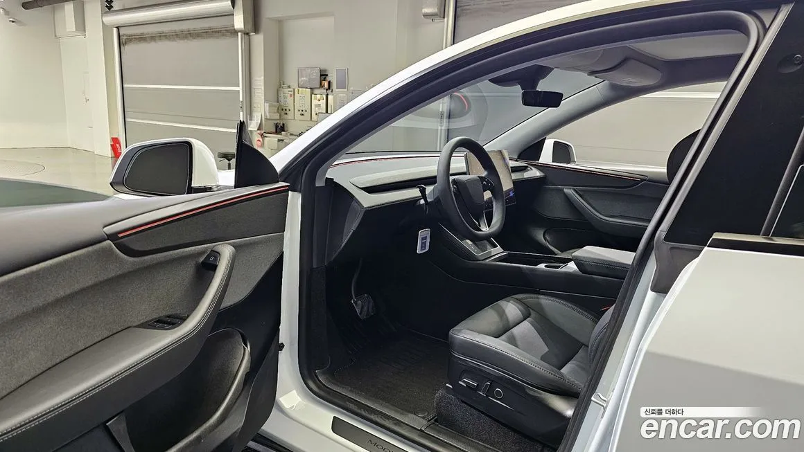 Tesla Model Y 2025 из KR, фото 10
