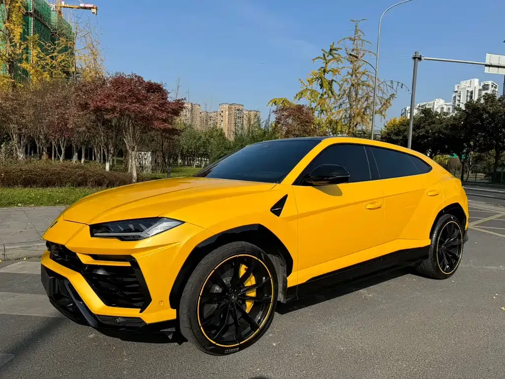 Lamborghini Urus 2022 из CN, фото 1