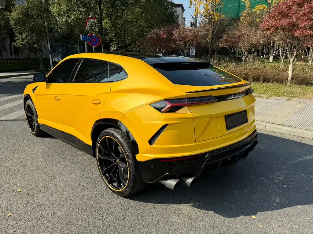 Lamborghini Urus 2022 из CN, фото 2