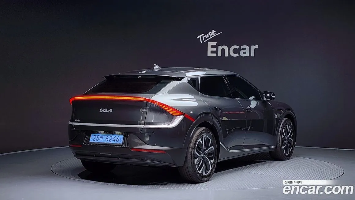 Kia EV6 — фото 2