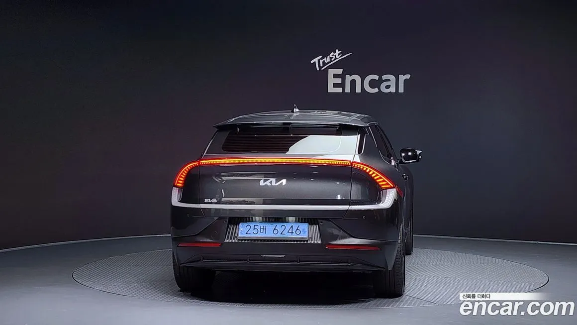 Kia EV6 — фото 4