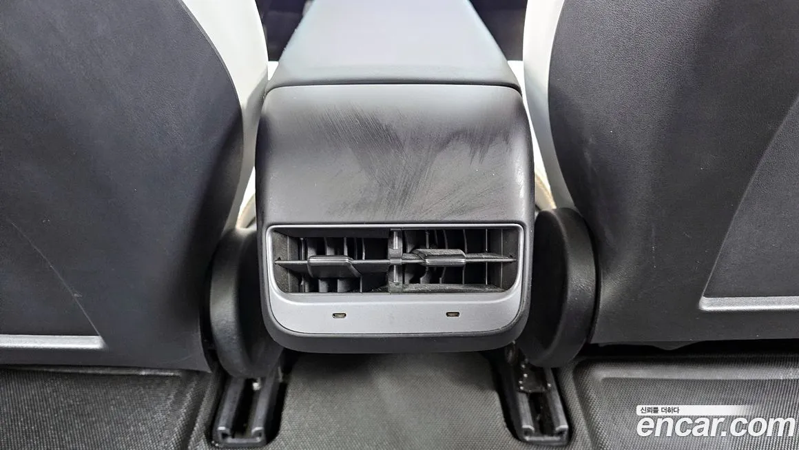 Tesla Model 3 2022 из KR, фото 8