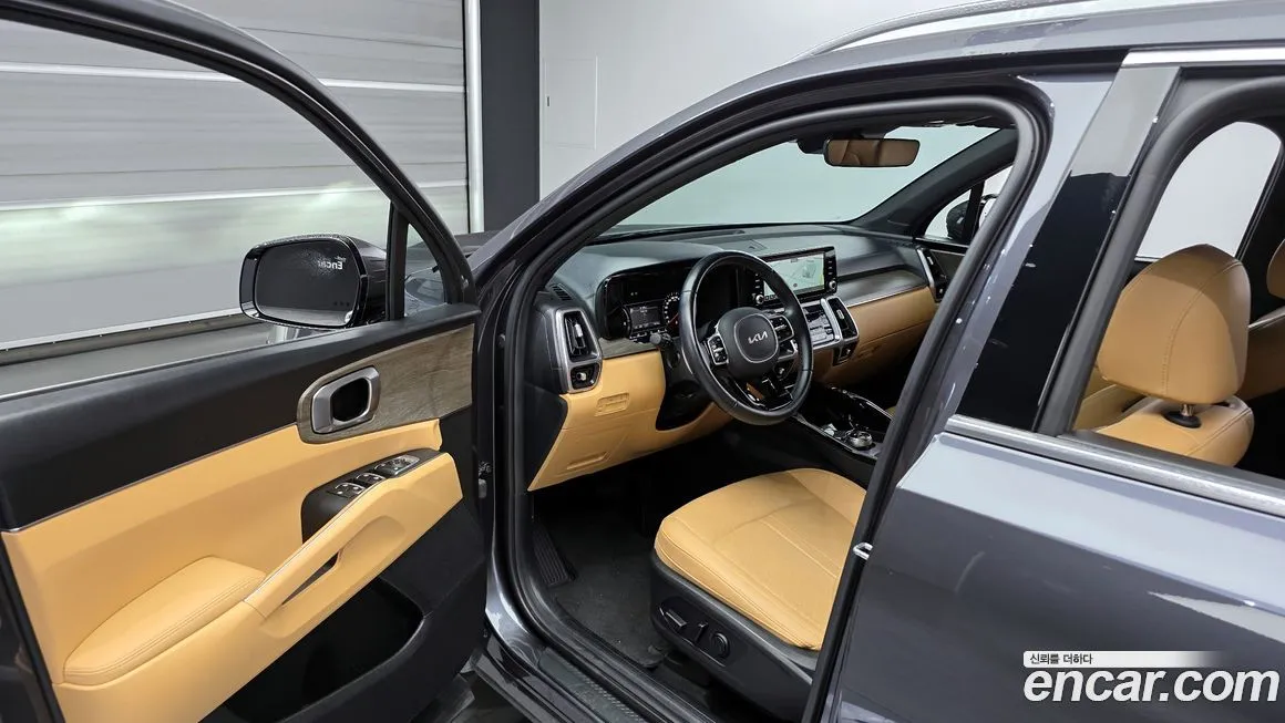 Kia Sorento — фото 10