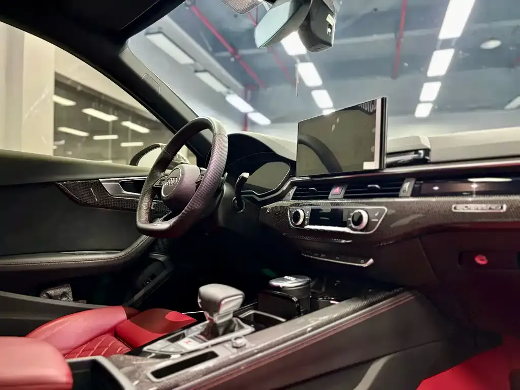 Audi S4 2023 из CN, фото 5