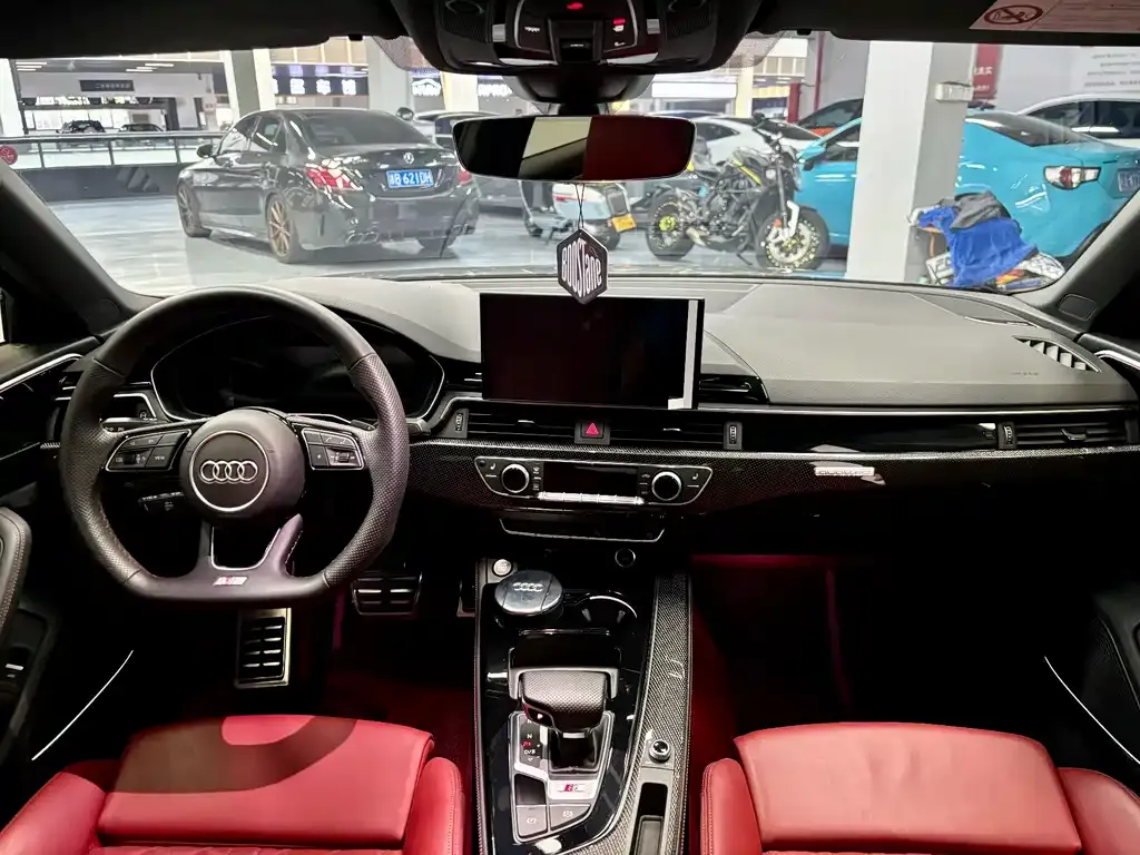 Audi S4 2023 из CN, фото 8