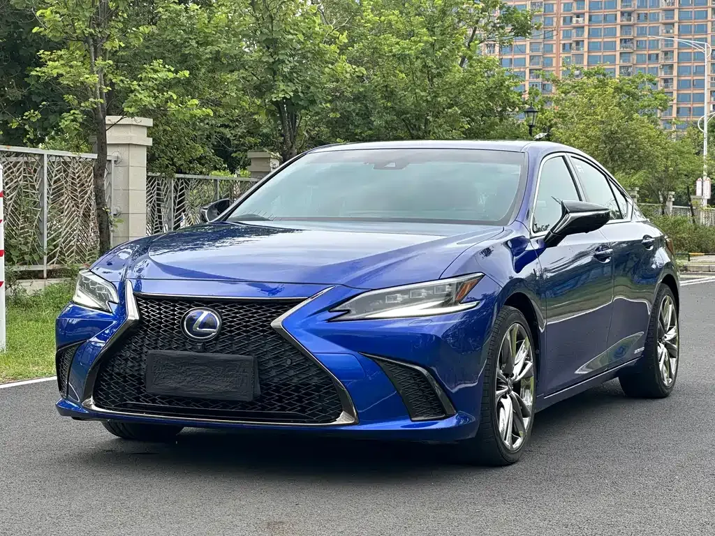 Lexus ES 2022 из CN, фото 1