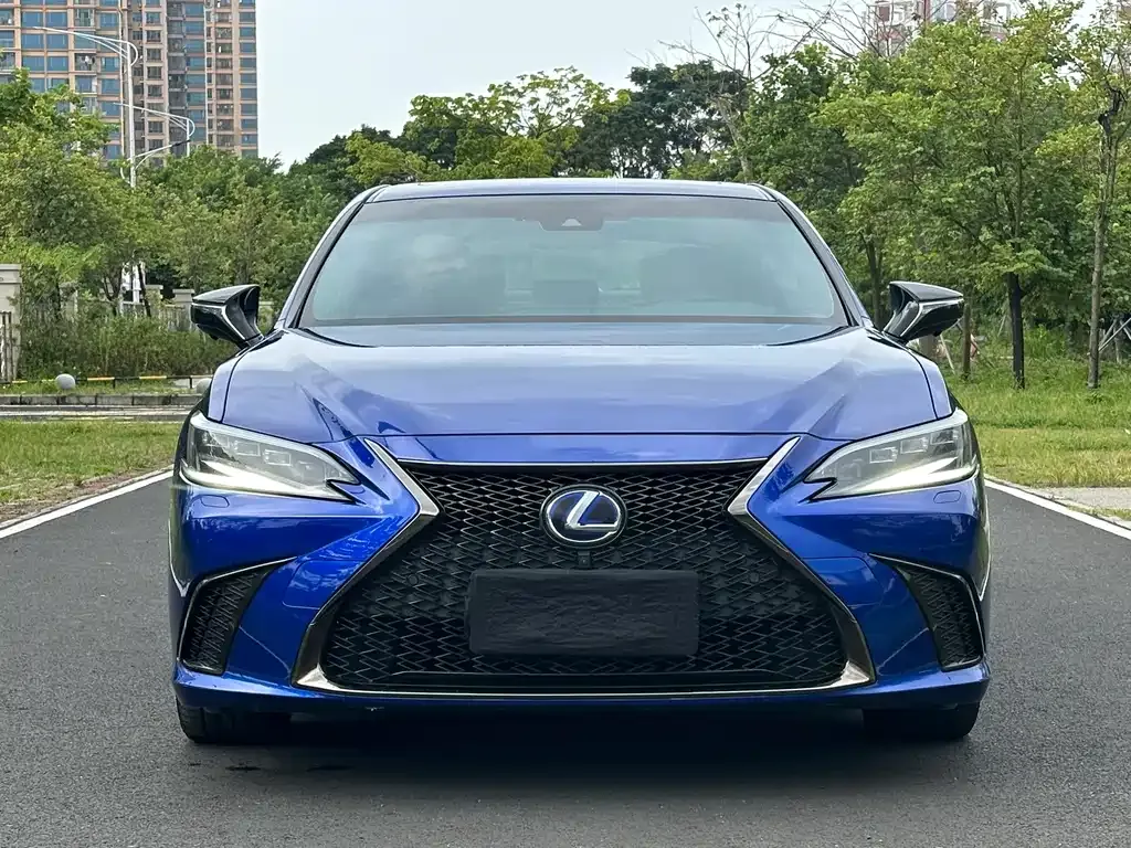 Lexus ES 2022 из CN, фото 2
