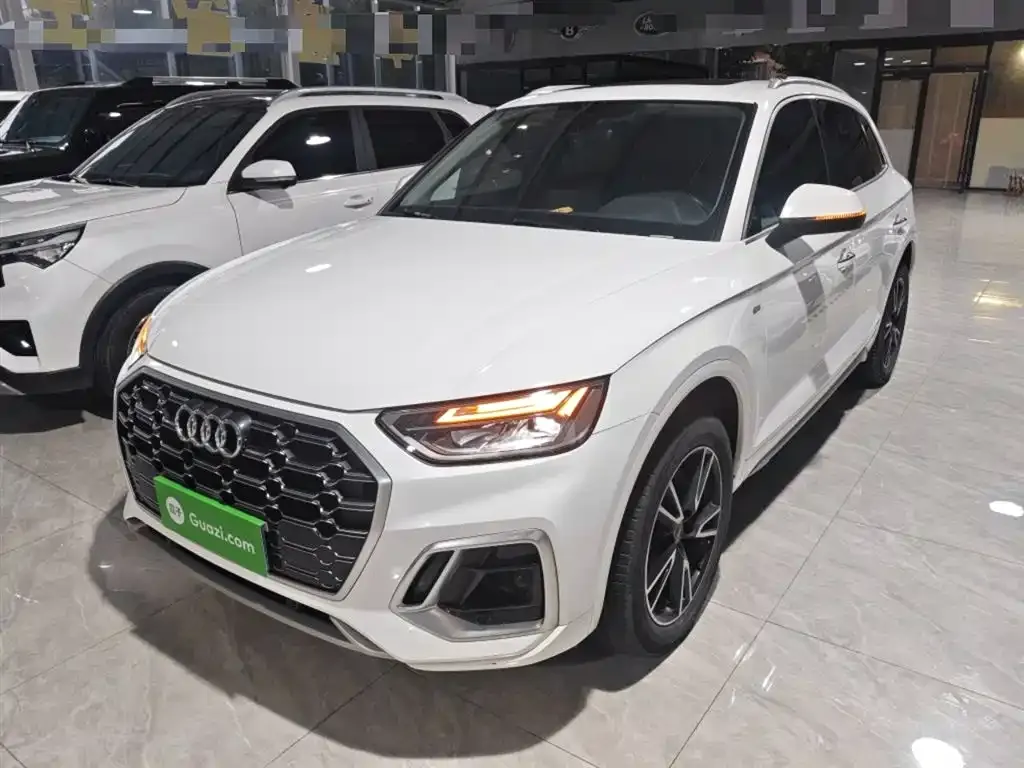 Audi Q5L 2022 из CN, фото 1