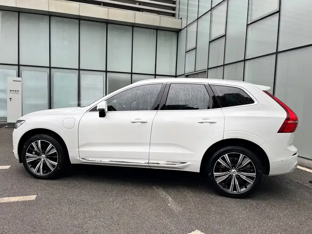 [object Object] XC60 PHEV 2023 из CN, фото 7
