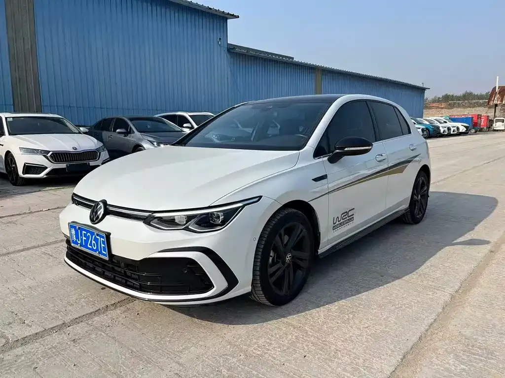 Volkswagen Golf 2022 из CN, фото 1