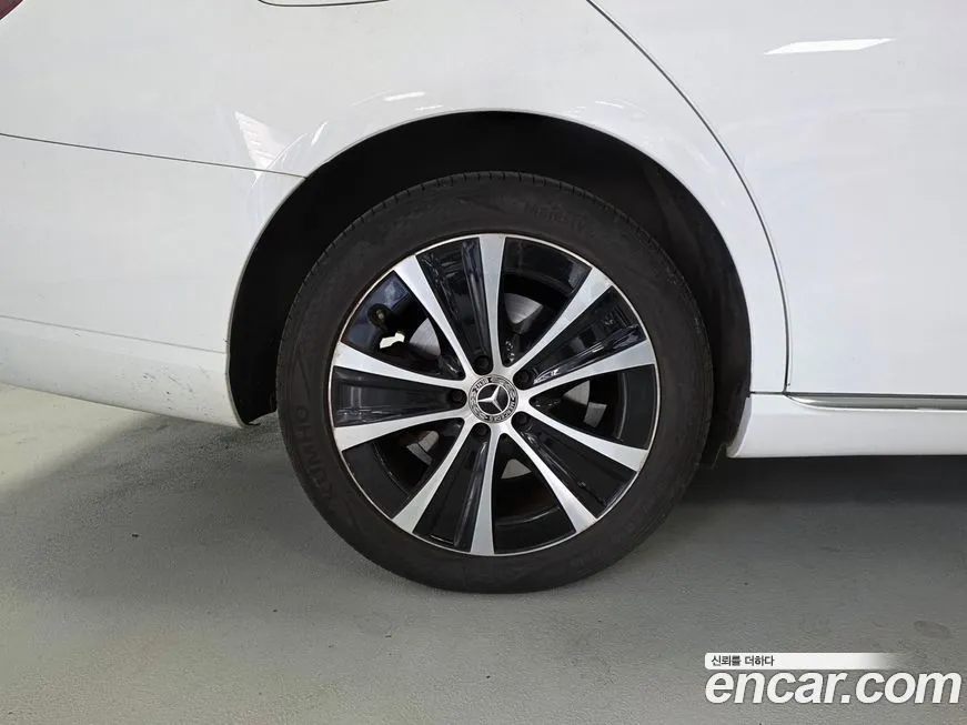 Mercedes-Benz E-Class 2021 из KR, фото 5