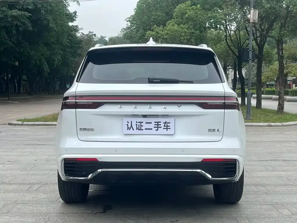 Geely Xingyue L — фото 10