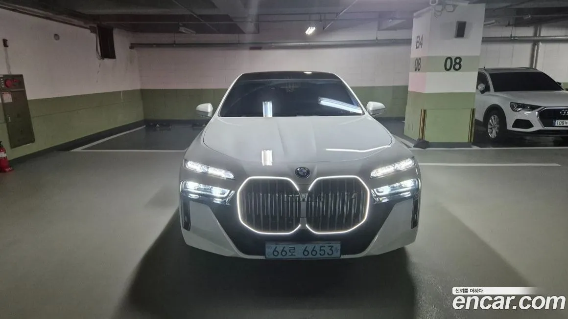BMW i7 2024 из KR, фото 2