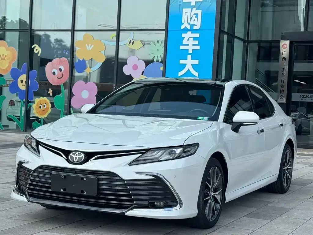 Toyota Camry 2021 из CN, фото 1