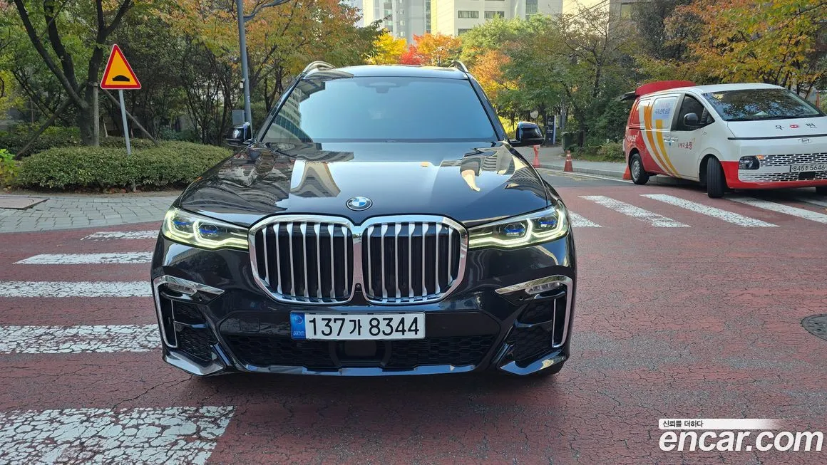 BMW X7 — фото 3