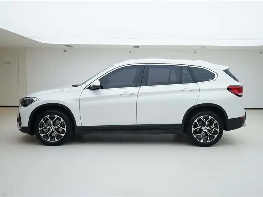 BMW X1 2023 из CN, фото 3