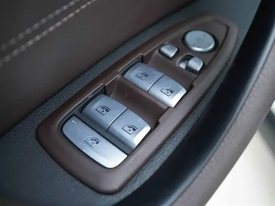 BMW X1 2023 из CN, фото 9
