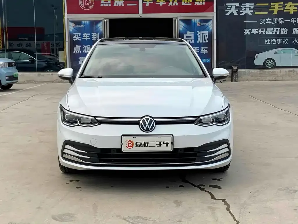 Volkswagen Golf 2022 из CN, фото 2